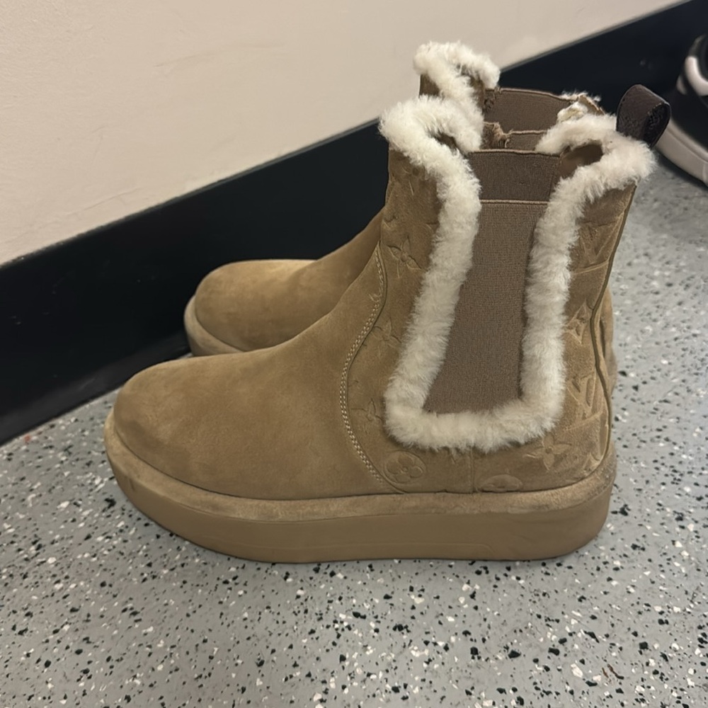 Louis Vitton Aspen Chelsea ankle boot - Picture 3 of 3
